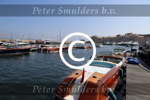 St Tropez 4 augustus 2012
Aantal riva\'s in de haven van St Tropez.
Peter Smulders bv