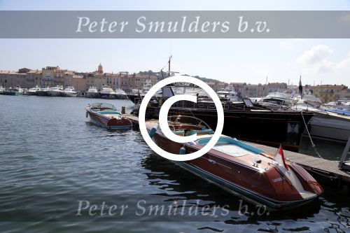 St Tropez 4 augustus 2012
Aantal riva\'s in de haven van St Tropez.
Peter Smulders bv