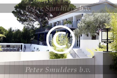 St TRopez 3 augustus 2012
Huis Reinout Oerlemans en Danielle Overgaag in St Tropez.
Peter Smulders bv