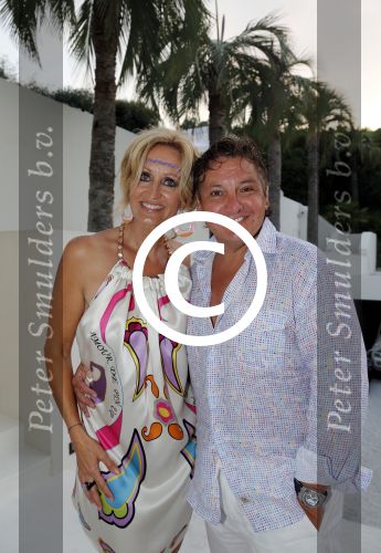 St Tropez 3 augustus 2012
Jan des Bouvrie viert zijn 70e verjaardag thuis bij hem in St Tropez. Rene Natasja en Didier Froger
Peter Smulders bv