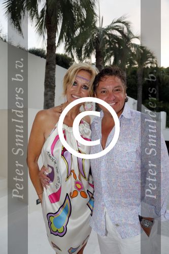 St Tropez 3 augustus 2012
Jan des Bouvrie viert zijn 70e verjaardag thuis bij hem in St Tropez. Rene Natasja en Didier Froger
Peter Smulders bv