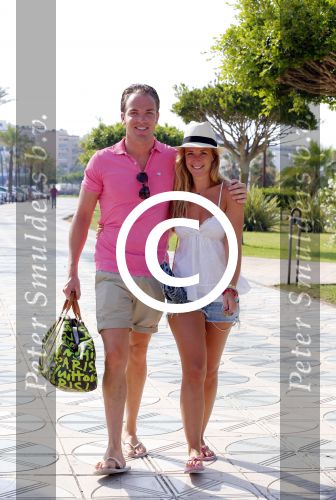 ibiza 11 juli 2012
Robert Doornbos en zijn verloofde Chantal Bles bij de haven van ibiza op weg om dingen voor hun huwelijk te plannen.
Peter Smulders bv