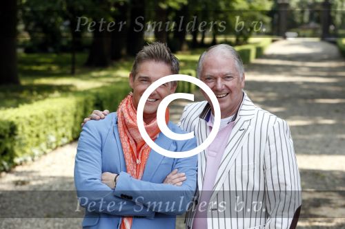 Nederhorst den Berg 20 juni 2012
Ronnie Tober en de belgische zanger Christoff in Nederhorst den Berg.
Peter Smulders bv