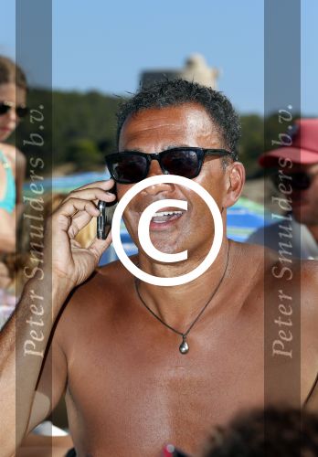 ibiza 17 juli 2012
Ruud Gullit op vakantie met al zijn 6 kinderen Felicity Charmayne Quincy Cheyenne Joelle en Maxim .
Peter Smulders bv