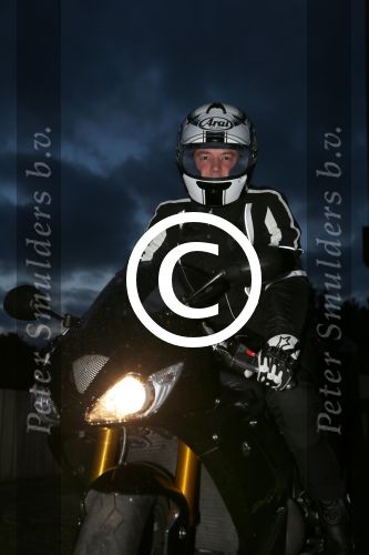 Well, 8 Juli 2012
Sietse Klomp met zijn nieuwe Triumph Daytona motor.
Foto Peter Smulders BV