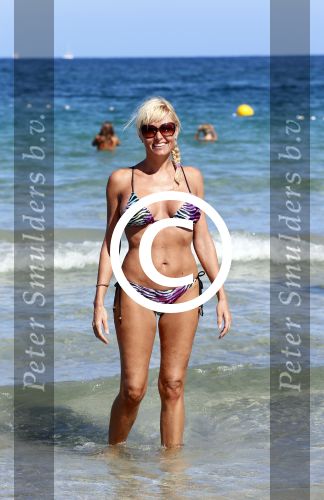 ibiza 17 juli 2012
Sophia de Boer op het strand bij coco beach
Peter Smulders bv