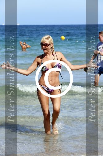 ibiza 17 juli 2012
Sophia de Boer op het strand bij coco beach
Peter Smulders bv
