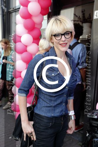 Amsterdam 6 juli 2012
Opening pull in pop up store in amsterdam. Stacey Rookhuizen
Peter Smulders bv
