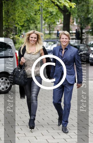 Amsterdam 18 juni 2012
Meest sexy man verkiezing van Nederland van Glossy in het college hotel. Thomas Berge met zijn vriendin Myrthe Mylius
Peter Smulders bv