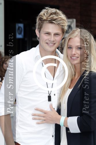 Haarlem 27 juni 2012
Premiere ice age 4 in pathe haarlem. Tim Douwsma met vriendin Marit
Peter Smulders bv