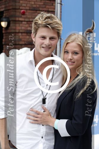 Haarlem 27 juni 2012
Premiere ice age 4 in pathe haarlem. Tim Douwsma met vriendin Marit
Peter Smulders bv