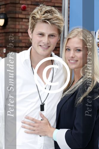 Haarlem 27 juni 2012
Premiere ice age 4 in pathe haarlem. Tim Douwsma met vriendin Marit
Peter Smulders bv