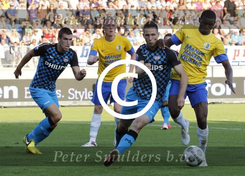 Waalwijk, 11 Augustus 2012
Eerste kompetitiewedstrijd in het nieuwe seizoen 2012/2013 tussen RKC-PSV, eindstand 3-2
Tim Matavz
Foto Peter Smulders BV