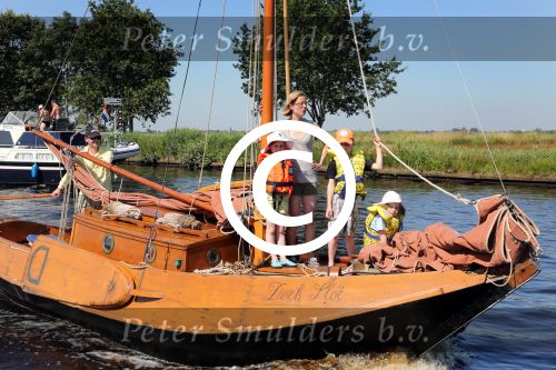 Sluis van Homan, 24 Juli 2012
Vanessa de Gaay Fortman met haar man Mark en drie kinderen
Foto Peter Smulders BV