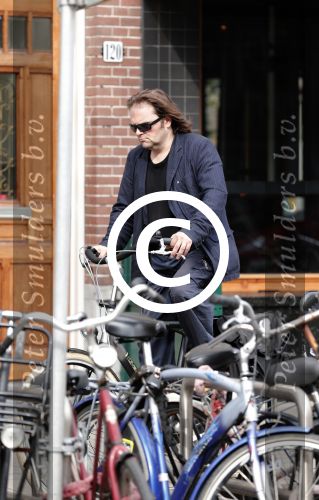 Amsterdam 4 juli 2012
Victor Low op de fiets in Amsterdam.
Peter Smulders bv