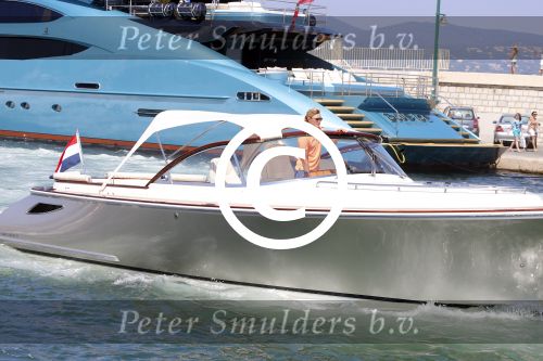 St Tropez 4 augustus 2012
Feestje van Michiel Mol voor zijn 43e verjaardag. Aanwezig oa Harrie Mens met zijn dochters Noor Suze Marloes en Sarah. Ook de ouders van Michiel Jan en ... zijn aanwezig . wajer osprey boot
Peter Smulders bv