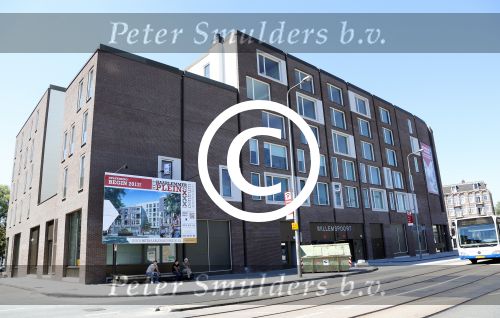 Amsterdam 24 juli 2012
Nieuwe huis/appartement Waylon .
Peter Smulders bv