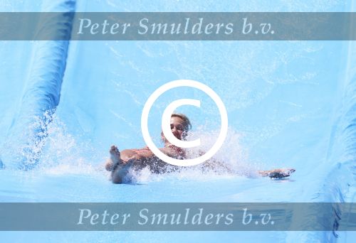 Ibiza 30 juli 2012
Wendy v Dijk met Erland Galjaard Lizzy Sem Mik en haar moeder in het aquapark op ibiza.
Peter Smulders bv