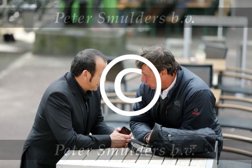 Amsterdam 8 augustus 2012
Najib Amhali en Willem Holleeder bij opnames van film valentino op het beursplein.
Peter Smulders bv