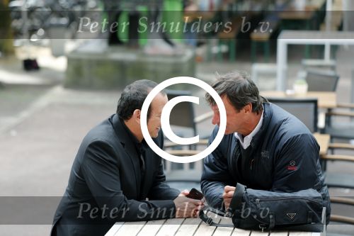 Amsterdam 8 augustus 2012
Najib Amhali en Willem Holleeder bij opnames van film valentino op het beursplein.
Peter Smulders bv
