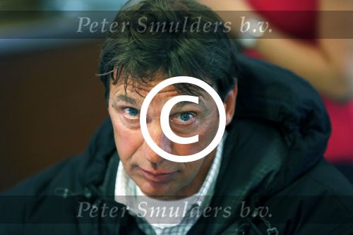 Amsterdam 19 juni 2012
Willem Holleeder signeert boek voor Ferry de Kok en Edwin Smulders .
Peter Smulders bv