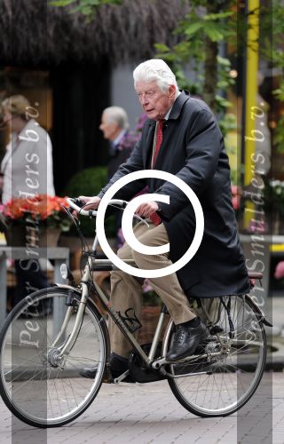 Amsterdam 18 juni 2012
Wim Kok op de fiets in Amsterdam.
Peter Smulders bv