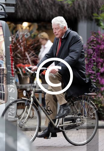 Amsterdam 18 juni 2012
Wim Kok op de fiets in Amsterdam.
Peter Smulders bv