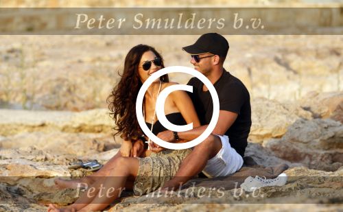 Ibiza 10 juli 2012
Wesley Sneijder en zijn vrouw Yolanthe Sneijder Cabau verliefd op ibiza genieten van de ondergaande zon.
Peter Smulders bv