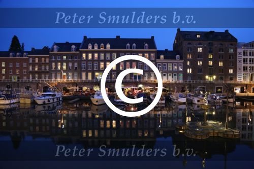Maastricht, 12 Juli 2012
t Bassin by night
Foto Peter Smulders BV