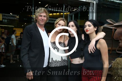 Amsterdam, 5 Augustus 2013
Premiere de Lone Ranger
Adam Curry, Micky Hoogendijk, Christiana Curry en vriendin Elle Bandita
Foto Peter Smulders BV