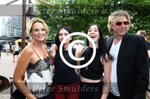Amsterdam, 5 Augustus 2013
Premiere de Lone Ranger
Adam Curry, Micky Hoogendijk, Christiana Curry en vriendin Elle Bandita
Foto Peter Smulders BV