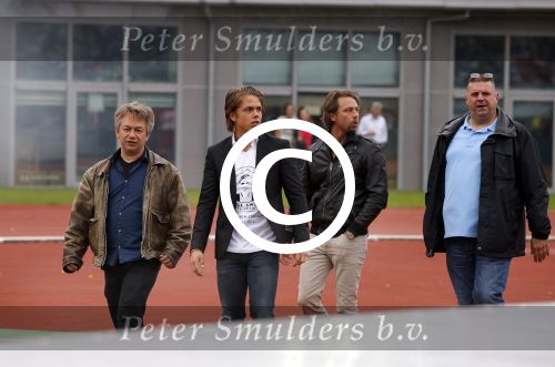 Amsterdam 3 juli 2013
Sjaak Swart 75 jaar . Hij viert dat met een wedstrijd met oud ajax spelers in het Olympisch stadion. Andre Hazes jr
Peter Smulders bv