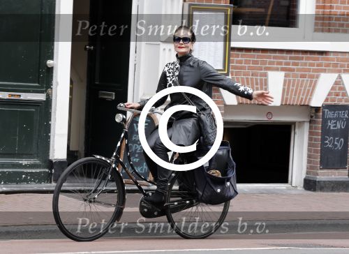Amsterdam 1 juli 2013
Ans Markus op de fiets.
Peter Smulders bv