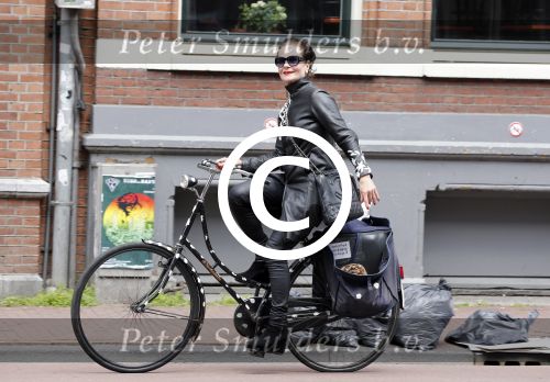 Amsterdam 1 juli 2013
Ans Markus op de fiets.
Peter Smulders bv