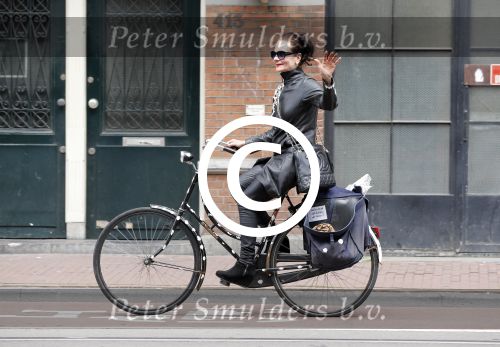 Amsterdam 1 juli 2013
Ans Markus op de fiets.
Peter Smulders bv