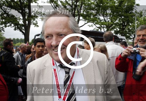Amsterdam 3 juli 2013
Sjaak Swart 75 jaar . Hij viert dat met een wedstrijd met oud ajax spelers in het Olympisch stadion. Arie Haan met vrouw
Peter Smulders bv