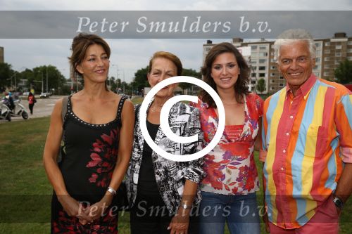 Amsterdam, 5 Augustus 2013
Premiere Circus Herman Renz
Ben Cramer met zijn vrouw en dochter
Foto Peter Smulders BV