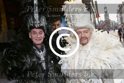 AMSTERDAM - Bij het Tuschinski Theater is de premiere van Behind the Candelabra. Met op de rode loper  Brothers Grimm.