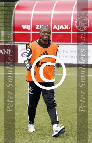 Amsterdam 29 juni 2013
Voetbaltournooi op de toekomst (ajax) voor de stichting de upside van down
met diverse bn ers en oud voetballers.. Syndroom van down. Bryan Roy
Peter Smulders bv
