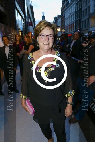 AMSTERDAM - Bij het Tuschinski Theater is de premiere van Behind the Candelabra. Met op de rode loper  Catherine Keyl