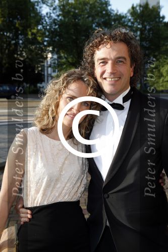 Amsterdam 25 juni 2013
Premiere Tula the Revolt in het tropenmuseum. Christiaan v d Wal met vrouw
Peter Smulders bv