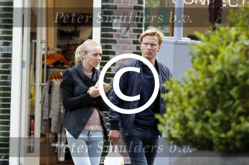 Amsterdam 24 juni 2013
Christian Poulsen met zijn vrouw op de cornelis schuytstraat.
Peter Smulders bv