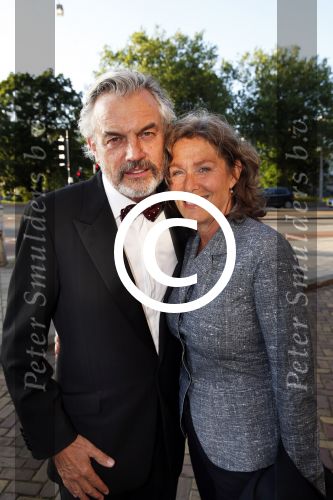 Amsterdam 25 juni 2013
Premiere Tula the Revolt in het tropenmuseum. Derek de Lint met vrouw
Peter Smulders bv