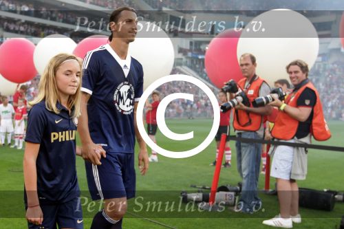 Eindhoven Seizoen 2013-2014 Afscheidswedstrijd van Mark van Bommel. Opkomst van Zlatan Ibrahimovic.
Foto: John Claessens