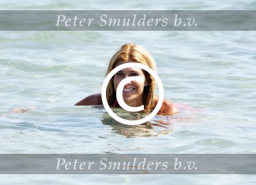 ibiza 17 juli 2013
Estelle Cruijff op Tropicana beach op ibiza.
Peter Smulders bv