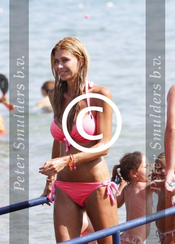 ibiza 17 juli 2013
Estelle Cruijff op Tropicana beach op ibiza.
Peter Smulders bv