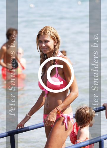 ibiza 17 juli 2013
Estelle Cruijff op Tropicana beach op ibiza.
Peter Smulders bv