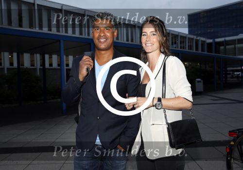 Amsterdam 3 juli 2013
Sjaak Swart 75 jaar . Hij viert dat met een wedstrijd met oud ajax spelers in het Olympisch stadion. Frank rijkaard met zijn vrouw
Peter Smulders bv