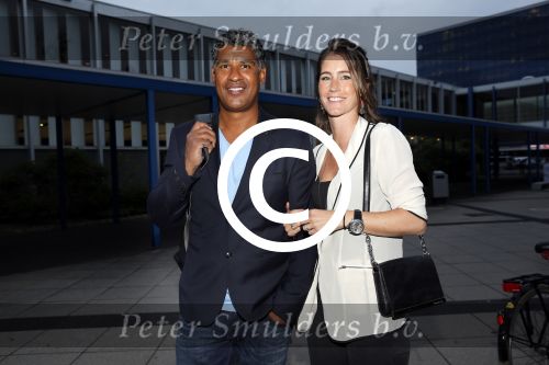 Amsterdam 3 juli 2013
Sjaak Swart 75 jaar . Hij viert dat met een wedstrijd met oud ajax spelers in het Olympisch stadion. Frank rijkaard met zijn vrouw
Peter Smulders bv