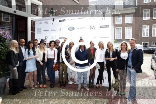 Amsterdam 27 juni 2013
Gift suite in hotel the Grand.1. Liza Sips
2. Carolien Spoor
3. Sylvana Simons
4. Halina Rijn

6. Do
7. Tess Milne
8. Hadewych Minis
9. Lieke van Lexmond
10. Renate Verbaan
ï¿½


2. Wilfred Genee
3. Edgar Davids
4. Humberto Tan
5. Ben Saunders

7. Louis Talpe
8. Mark van Eeuwen
Peter Smulders bv